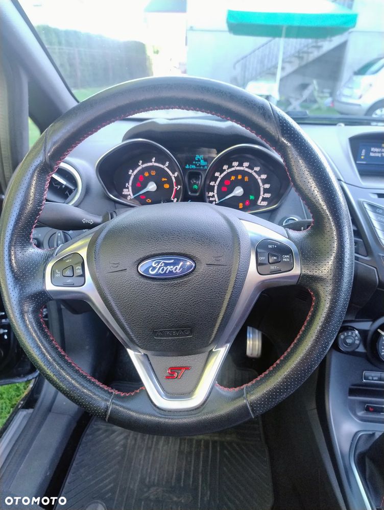 Ford Fiesta 1.0 EcoBoost STart-Stop ST-LINE - 12