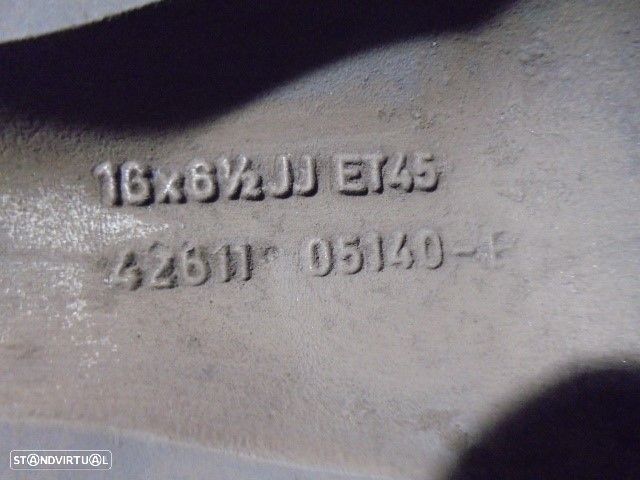 JANTE TOYOTA AVENSIS 2004 - 3