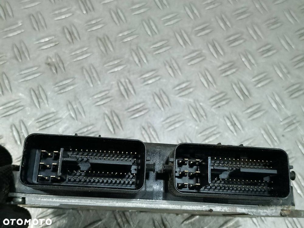 KOMPUTER, STEROWNIK SMART FORFOUR I A1341500879 1860A300  E6T42483 1.1 12V - 5