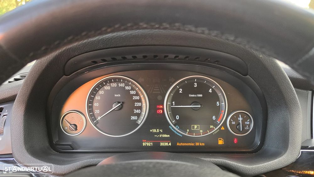 BMW X4 20 d xDrive XLine Auto - 38