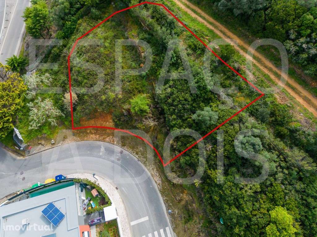 TERRENO PARA CONSTRUÇÃO DE MORADIA ISOLADA; MAIOR LOTE DA URBANIZAÇ... - Grande imagem: 4/10