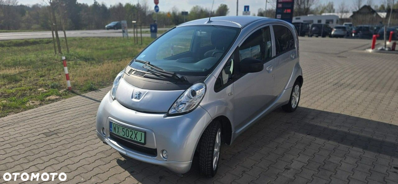 Peugeot Inny - 8