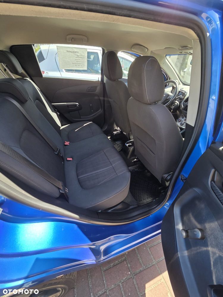 Chevrolet Aveo 1.2 LS - 2