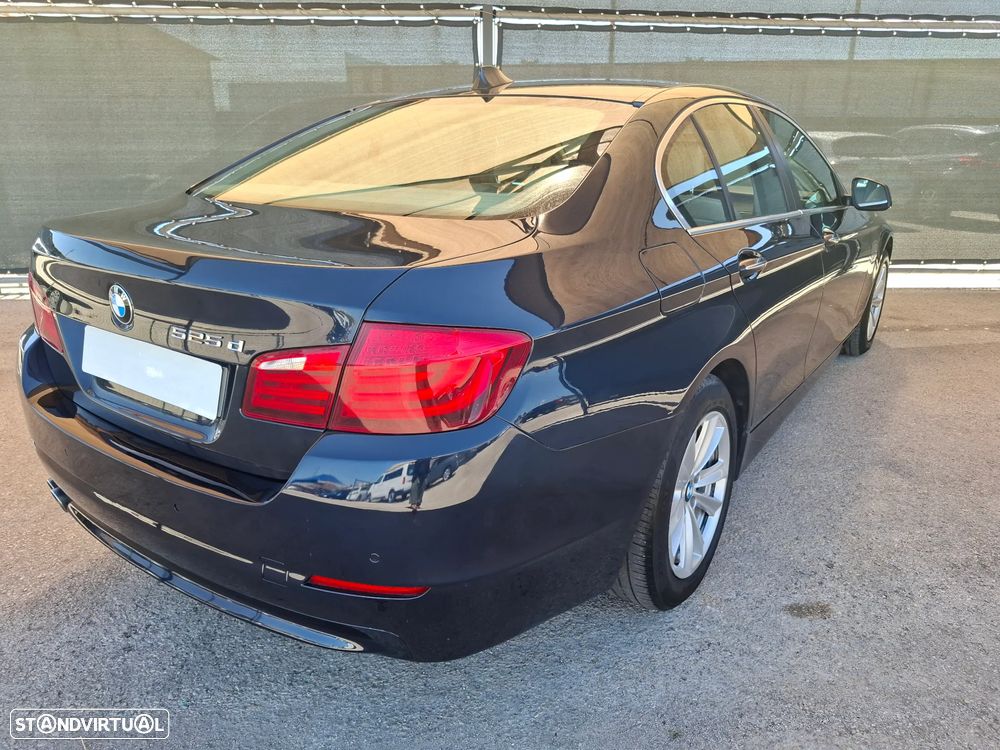 BMW 525 d Line Luxury Auto - 14