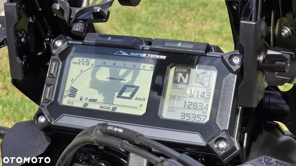 Yamaha Super Tenere - 32