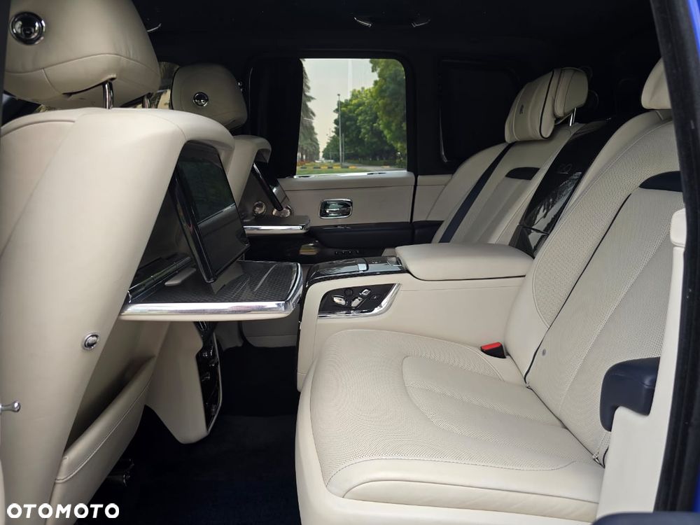 Rolls-Royce Cullinan - 24