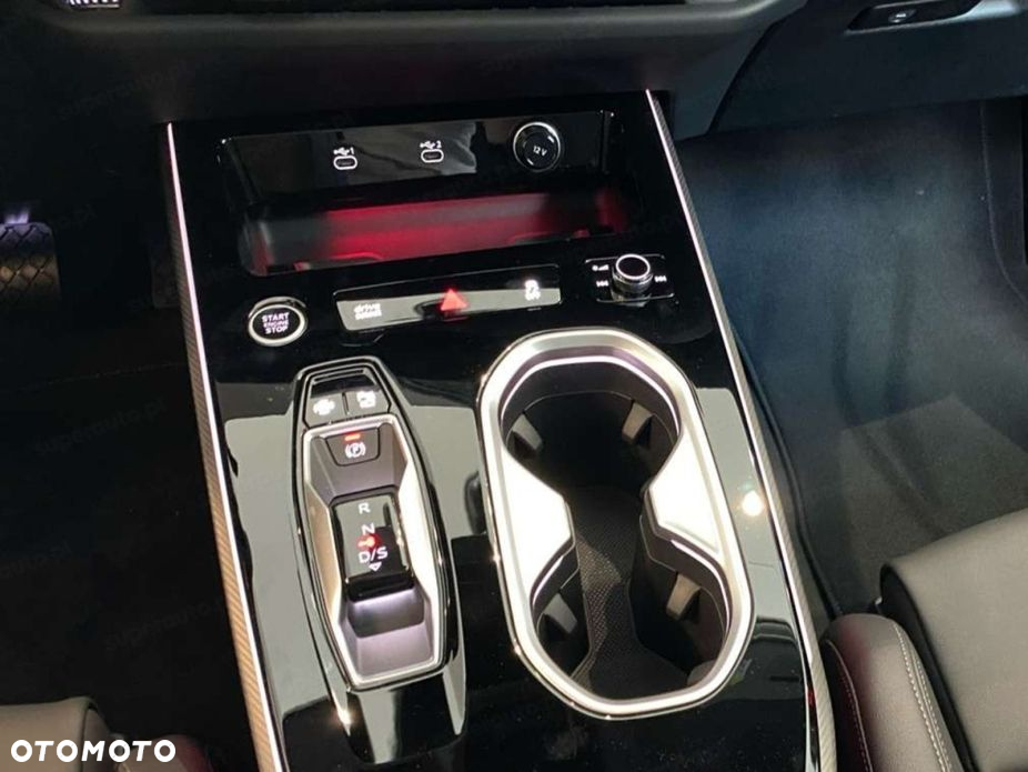 Audi A6 - 8