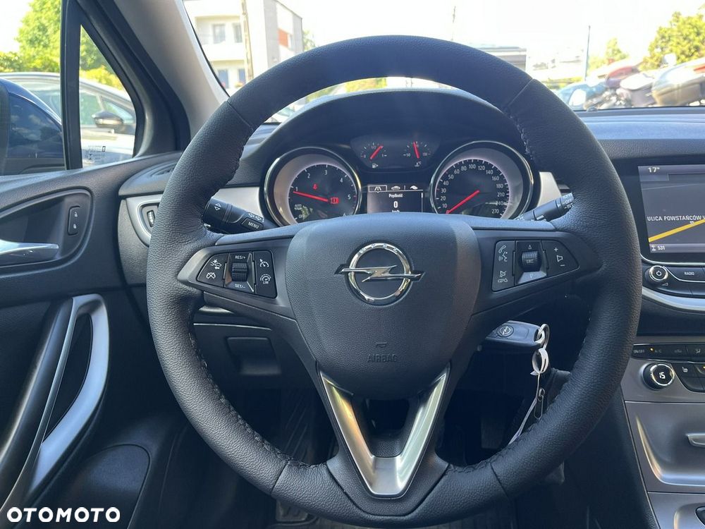 Opel Astra - 18