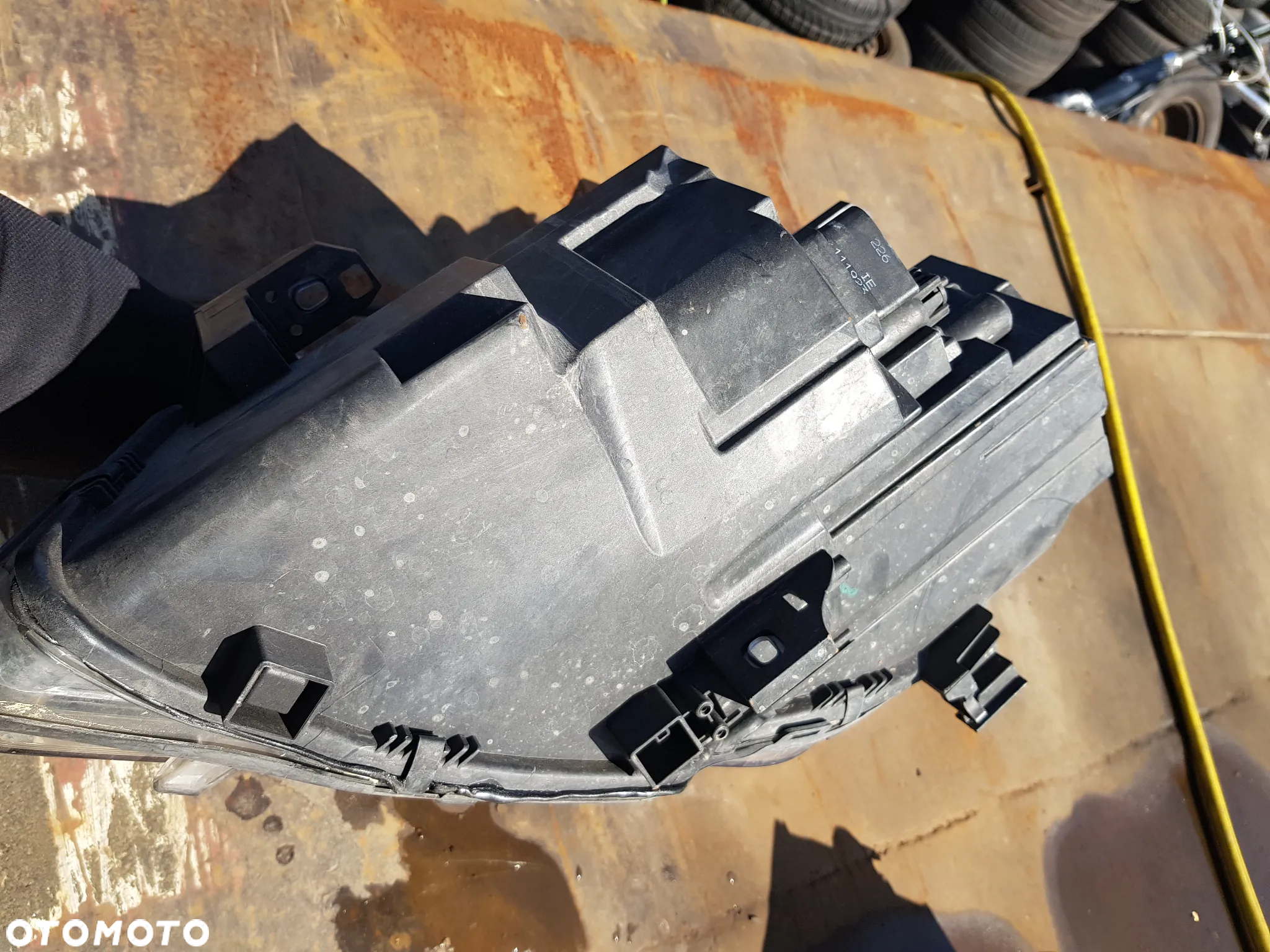 Mercedes CLA C117 W117 USA Lampa Przednia Przód Prawa Zwykła A1178200861 - 10