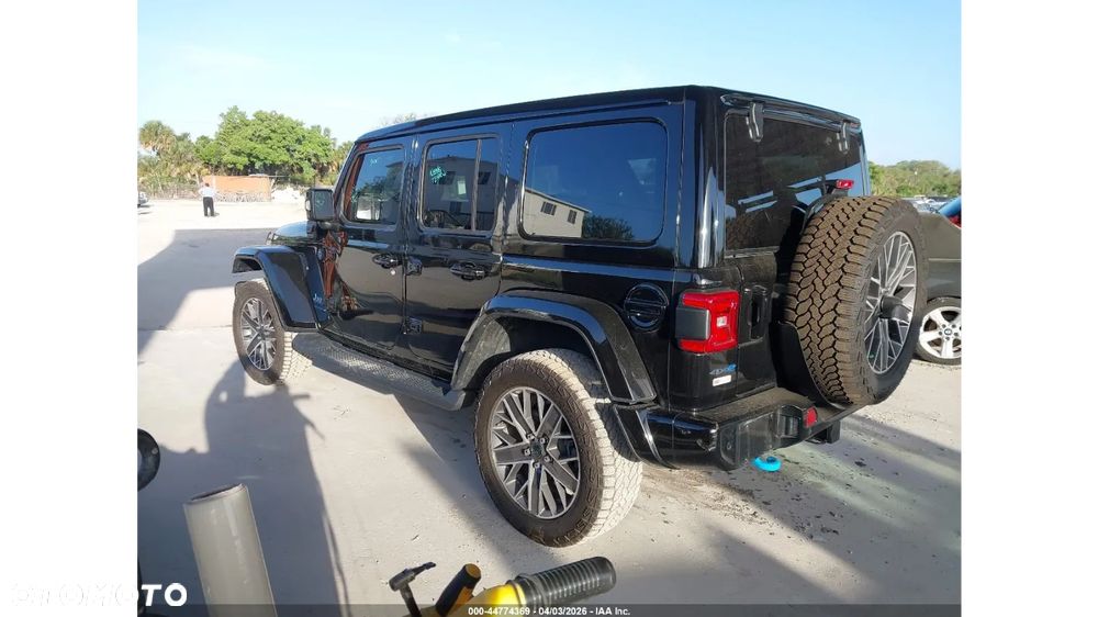 Jeep Wrangler - 7