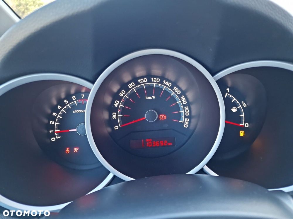 Kia Venga 1.4 M - 14