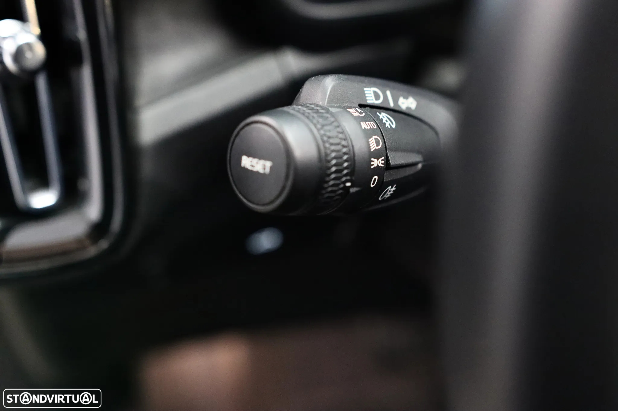 Volvo XC 40 Recharge Ultimate - 9