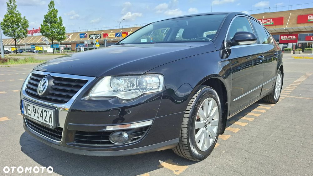 Volkswagen Passat 1.8 TSI Highline DSG - 23