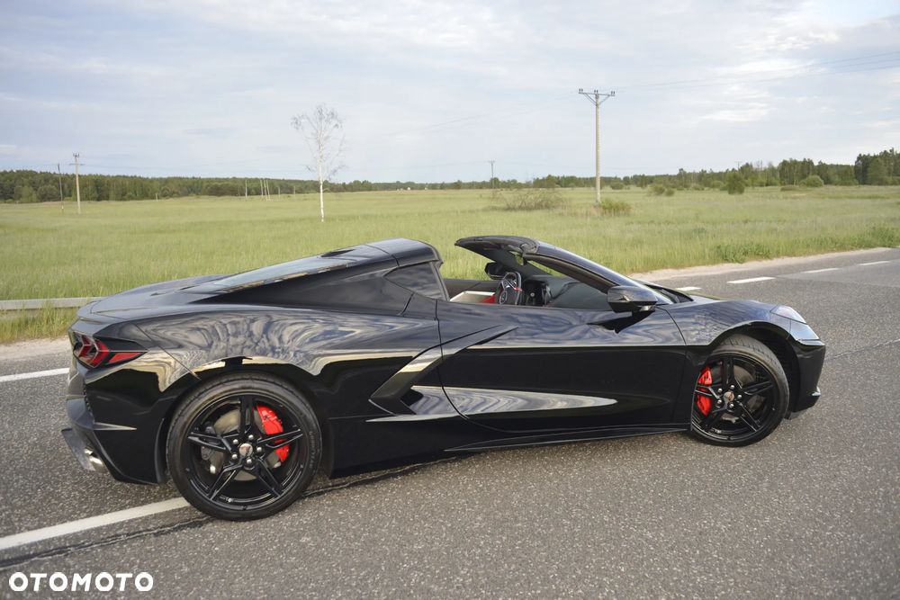Chevrolet Corvette - 11