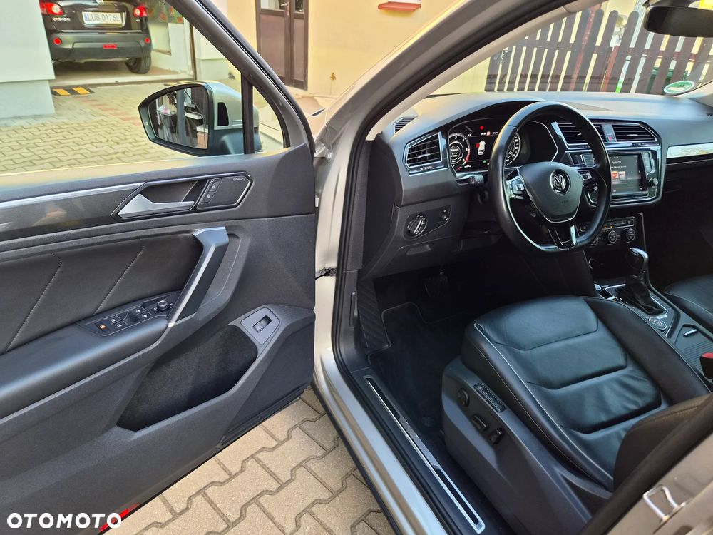 Volkswagen Tiguan 2.0 TDI SCR 4MotION DSG R-Line - 10