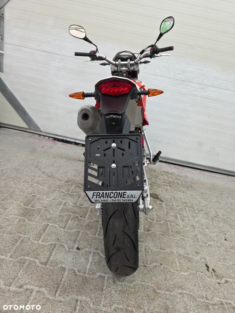 SWM SM 125 R - 21