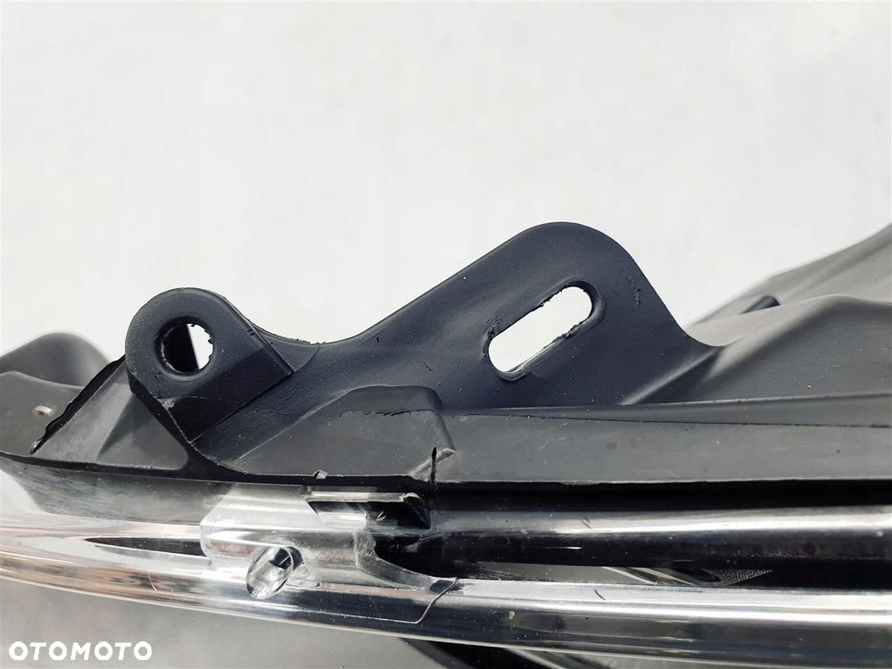 FORD FIESTA VII MK7 08-13r LEWA LAMPA PRZÓD SOCZEWKA ORY EU - 10