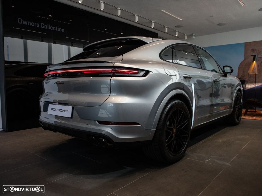 Porsche Cayenne Coupé E-Hybrid Black Edition - 12