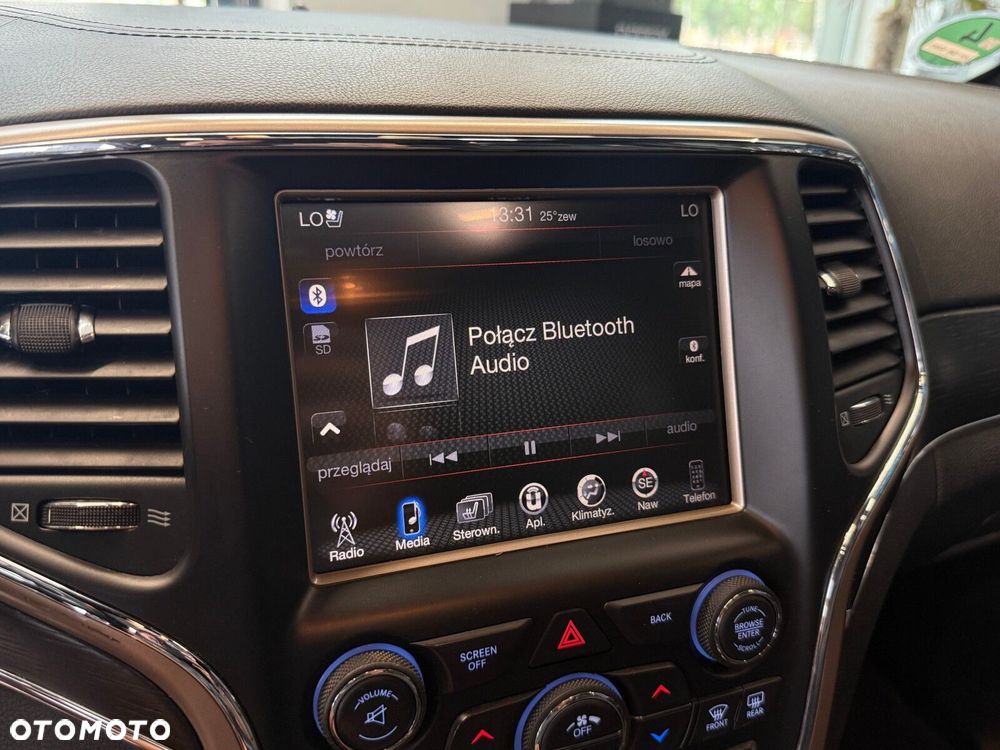 Jeep Grand Cherokee - 35