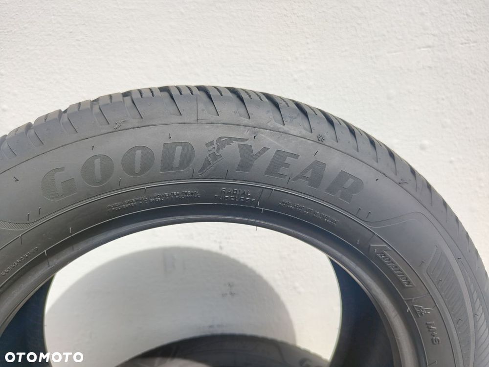 OPONY 235/55/17 235/55R17 103Y GOODYEAR VECTOR 4 SEASONS GEN3 - 5