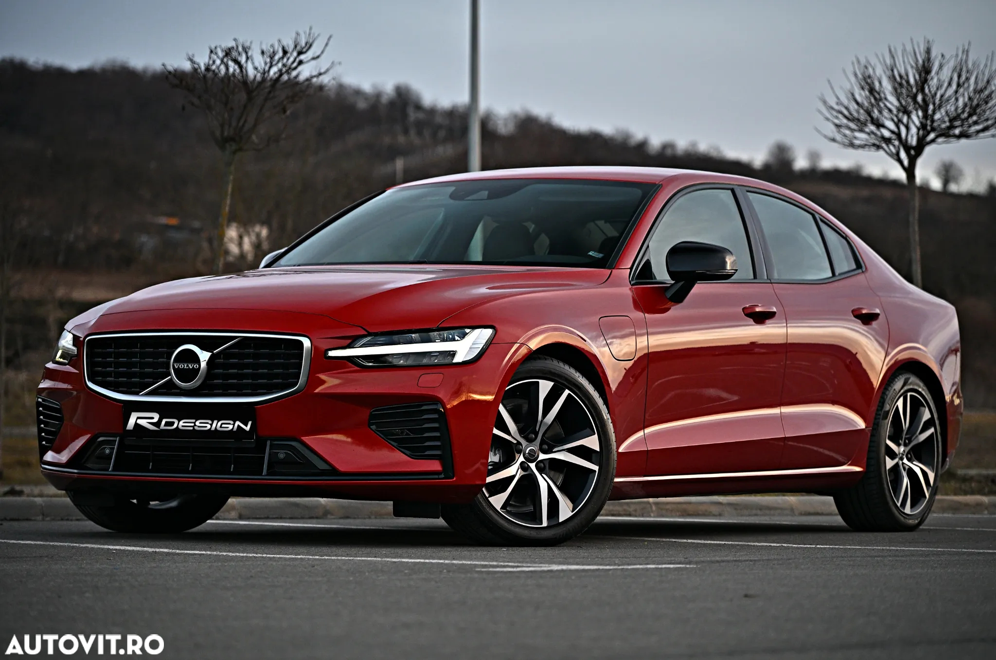 Volvo S60 T8 Recharge AWD Geartronic RDesign - 16