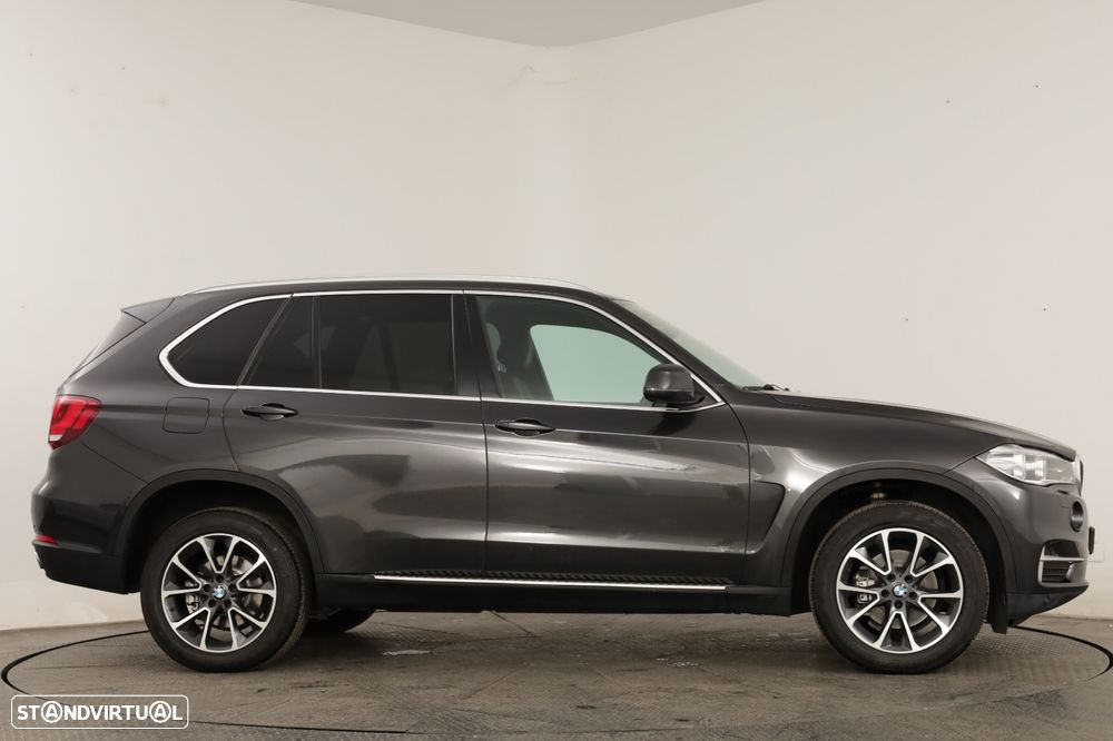 BMW X5 25 d sDrive Comfort 7L - 2