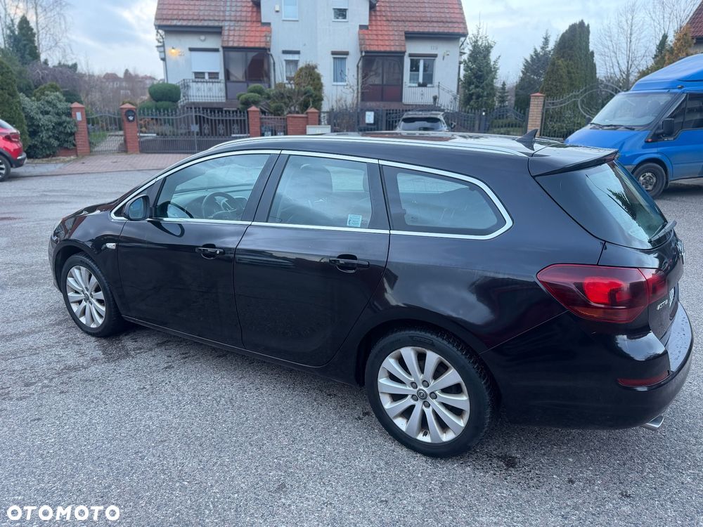 Opel Astra 1.4 T Cosmo - 8
