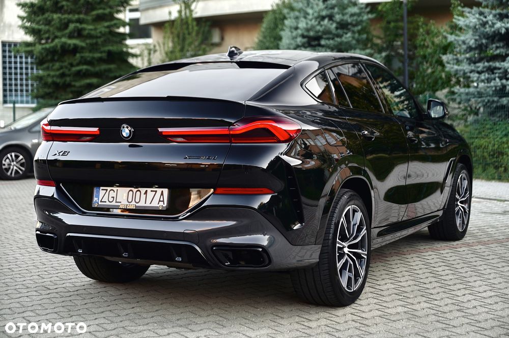 BMW X6 xDrive40d mHEV - 17