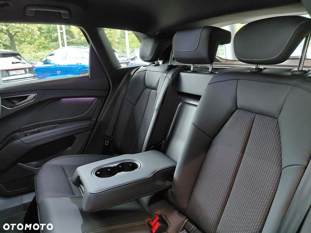Audi Q4 e-tron - 22