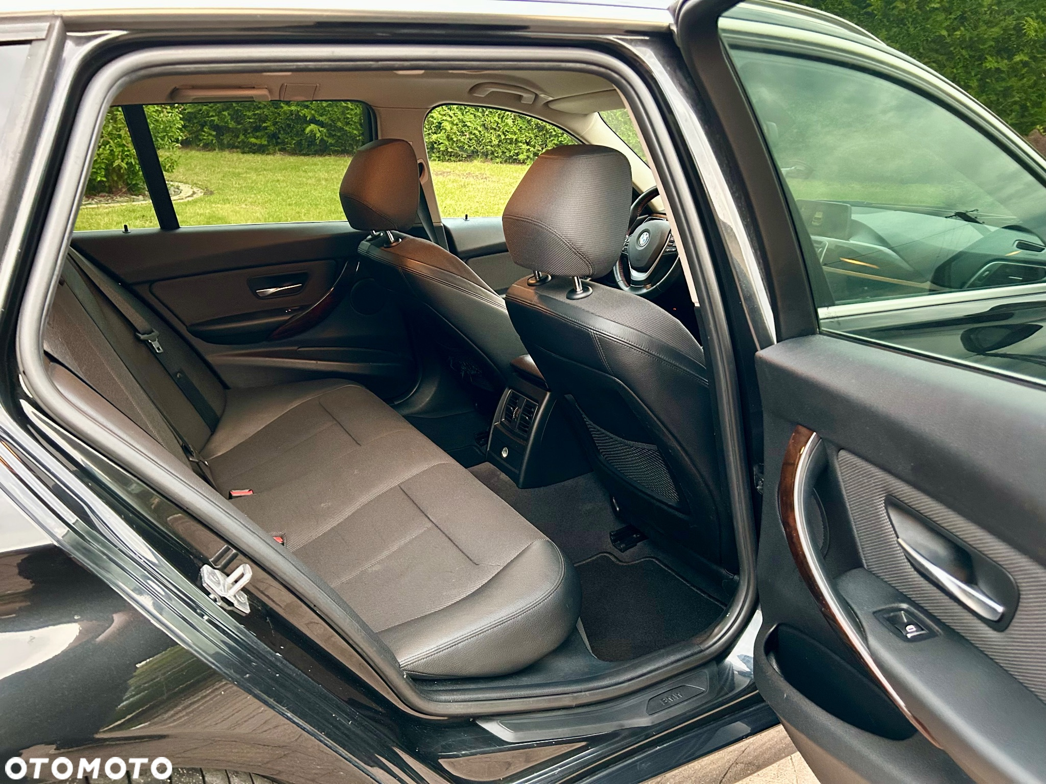 BMW Seria 3 320d Touring Sport Line - 21