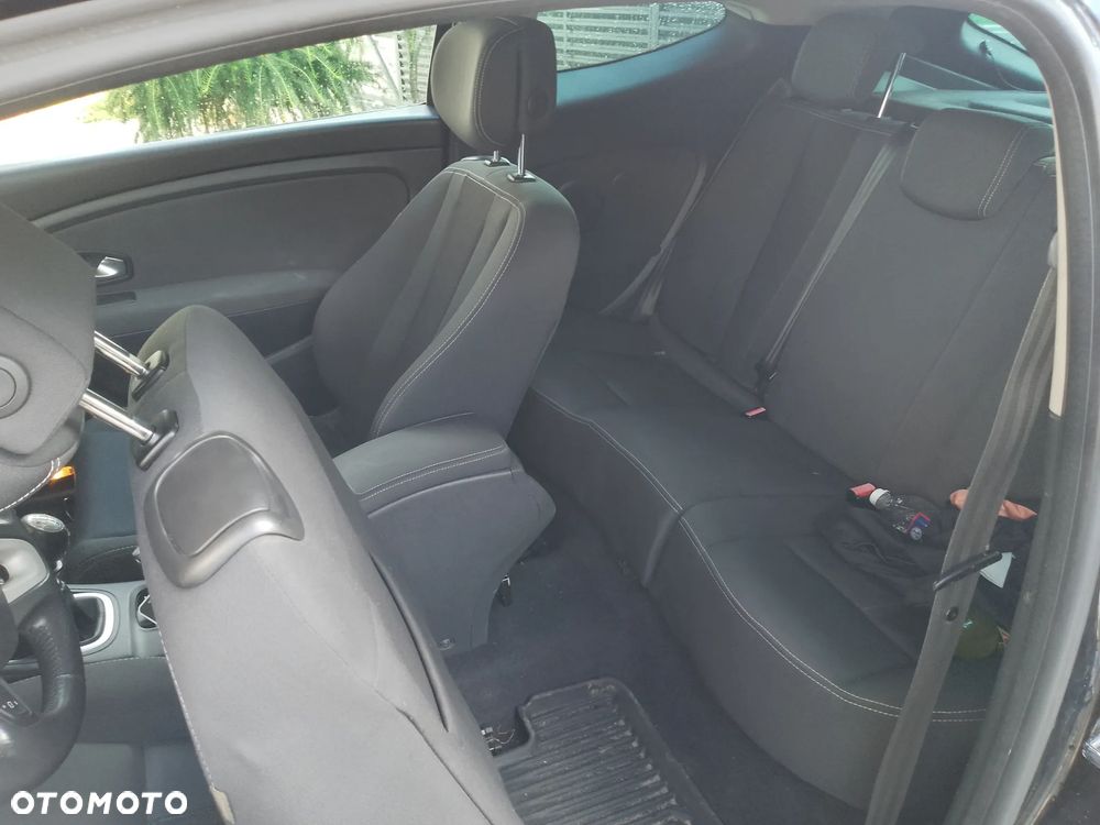 Renault Megane 1.9 dCi FAP Dynamique - 13