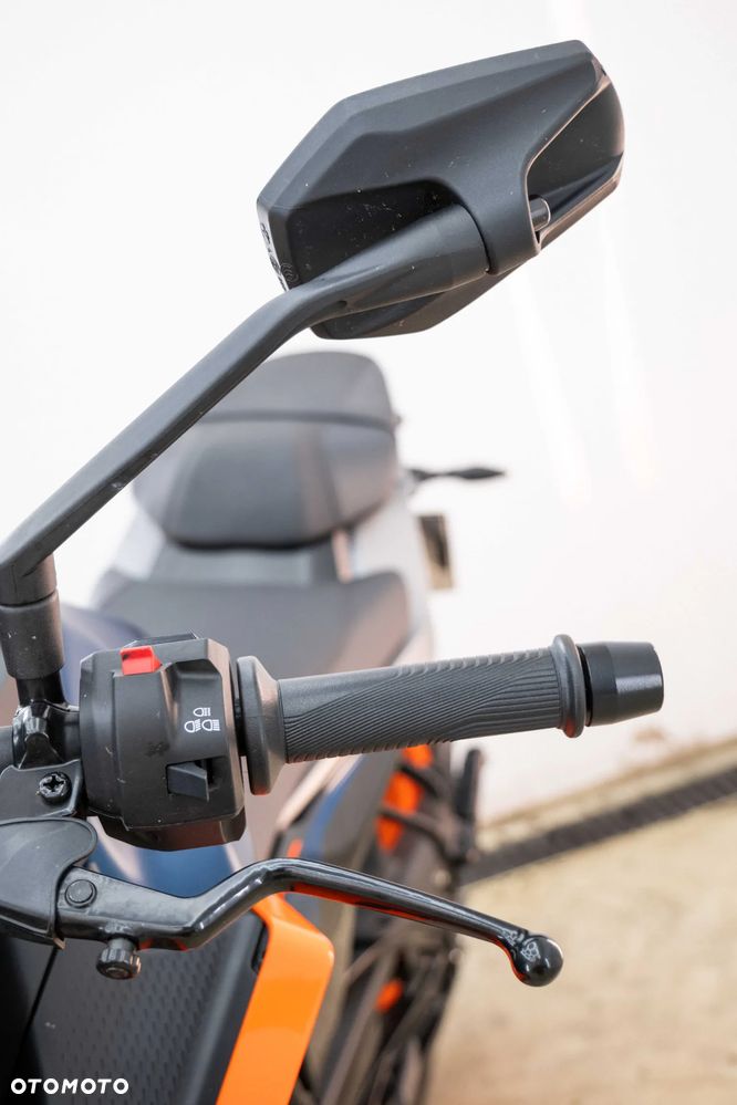 KTM Duke 125 - 27