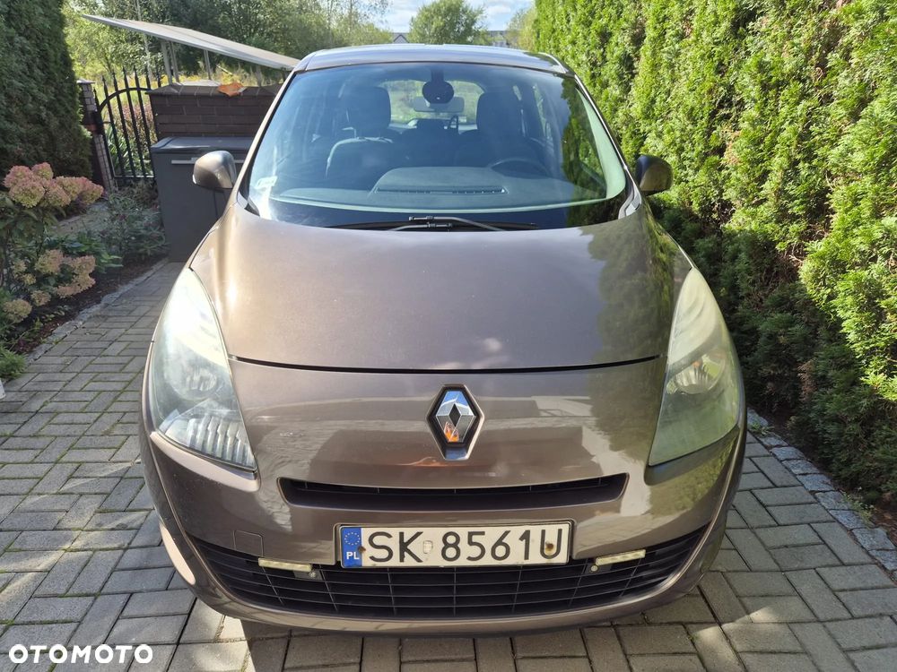 Renault Scenic - 10