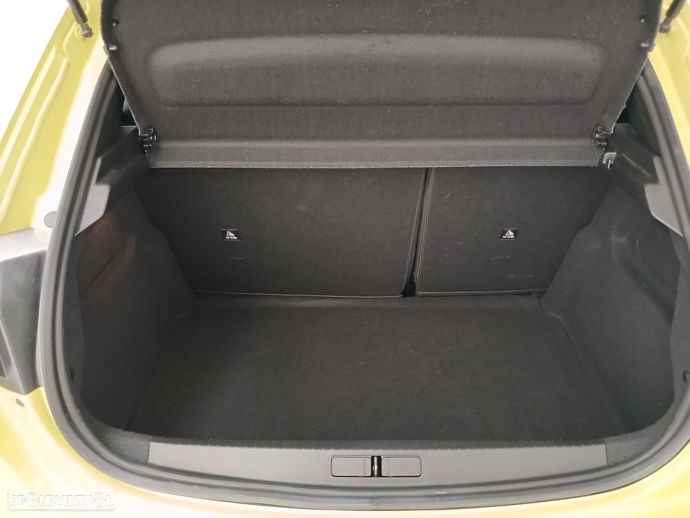 Peugeot e-208 50 kWh Style - 11