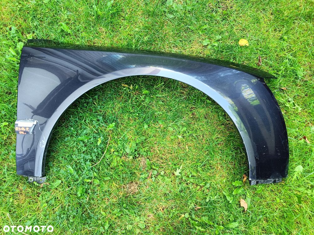 AUDI A8 D3 BŁOTNIK PRAWY PRZEDNI PRZÓD LY7Q W KOLOR - 1