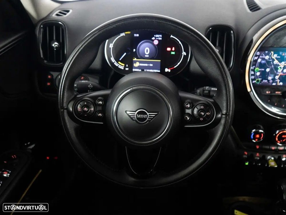 MINI Countryman Cooper SE ALL4 Auto - 4