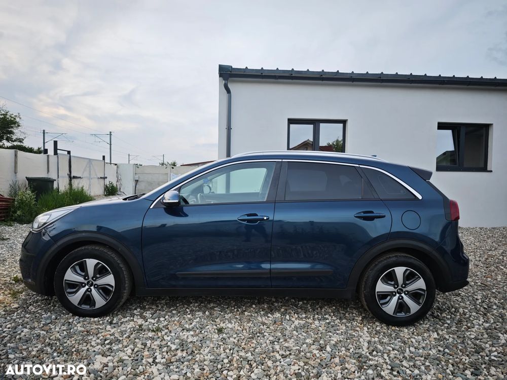 Kia Niro 1.6 GDI 2WD Aut. Spirit - 9