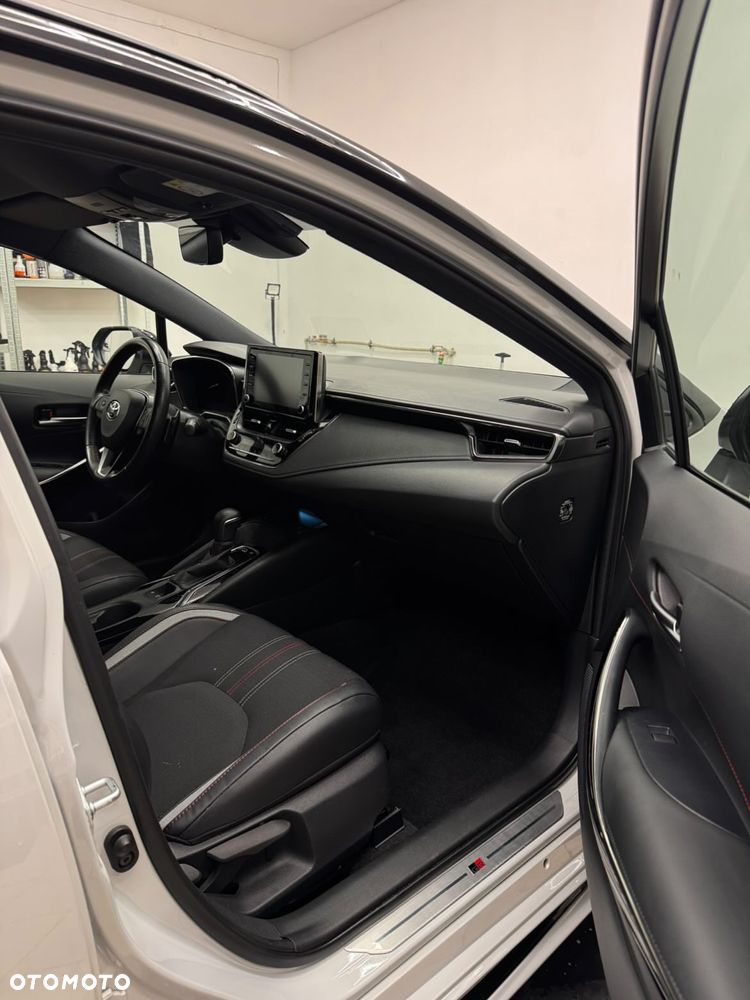 Toyota Corolla 1.8 Hybrid GR Sport Dynamic - 4