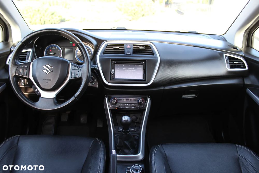 Suzuki SX4 S-Cross 1.6 Premium Plus 4WD - 6