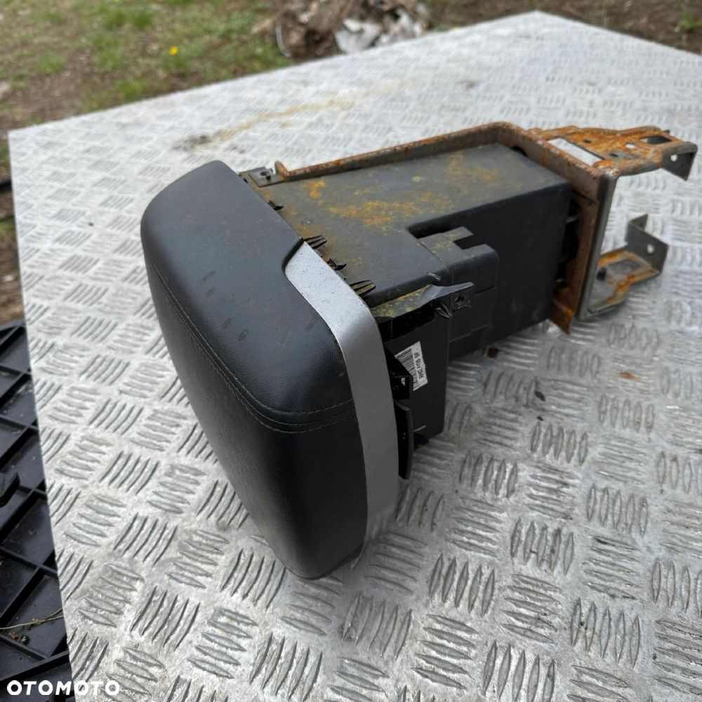 Podłokietnik Hyundai Ix35 - 2