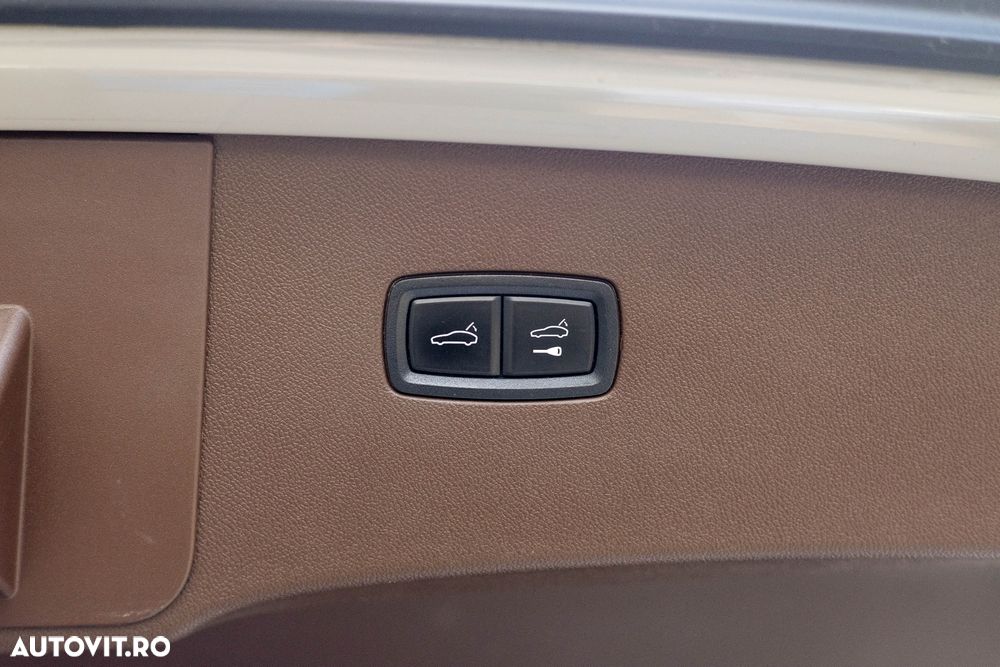 Porsche Cayenne - 18