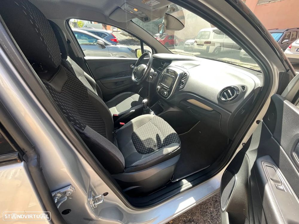 Renault Captur 1.5 dCi Exclusive - 8