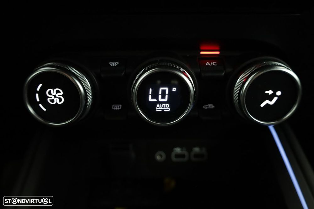 Renault Clio 1.0 TCe Techno - 12