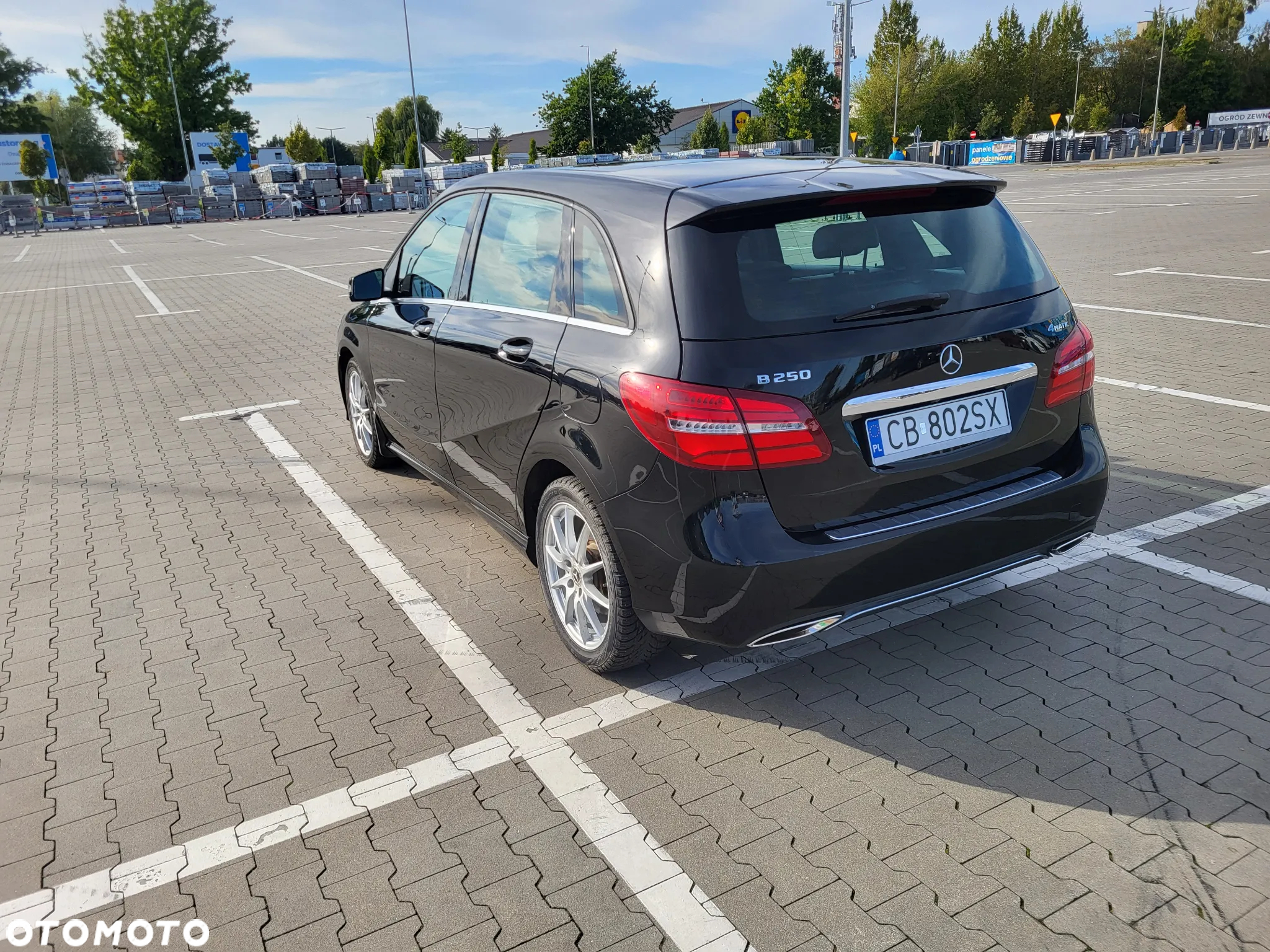 Mercedes-Benz Klasa B 250 4Matic 7G-DCT - 3