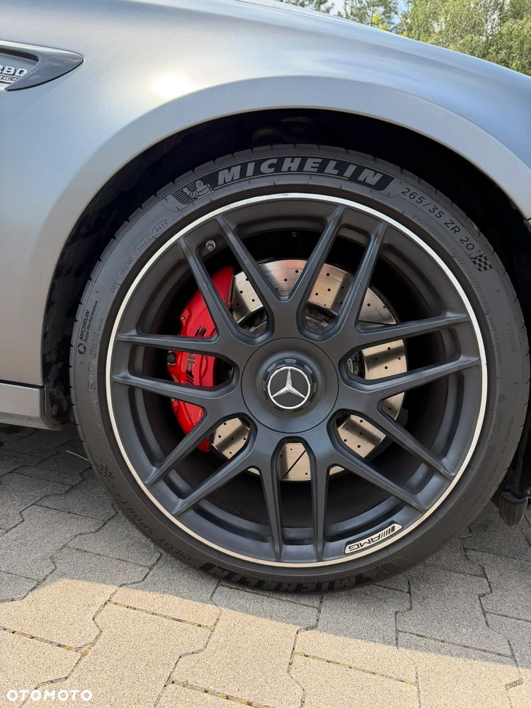 Mercedes-Benz Klasa E AMG 63 S 4Matic+ AMG Speedshift MCT-9G - 35