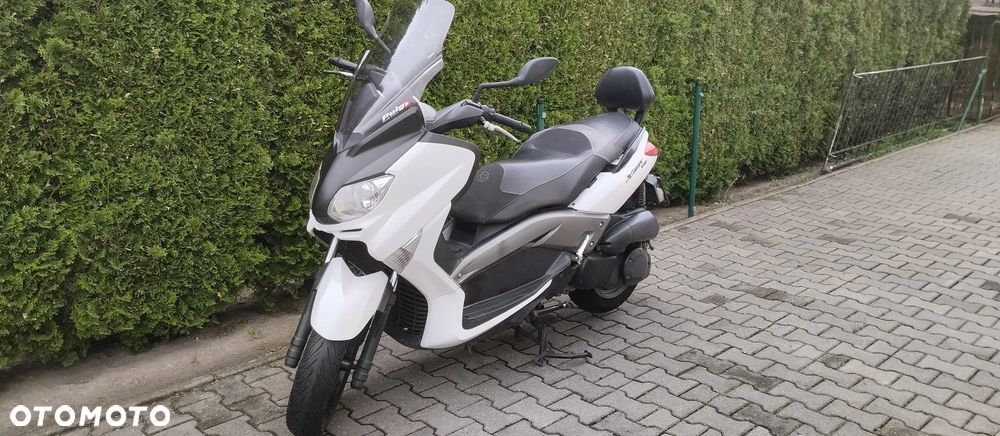 Yamaha X-max - 9