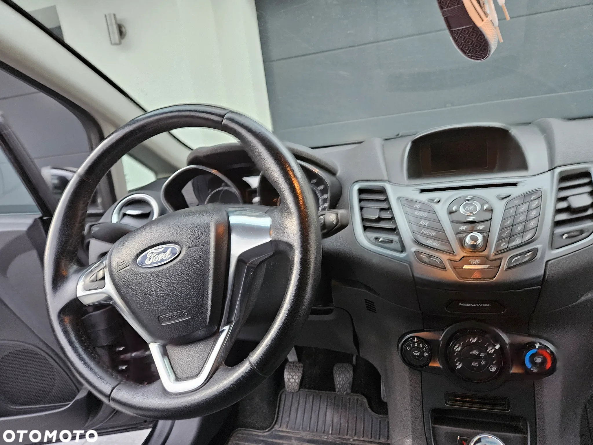 Ford Fiesta - 15