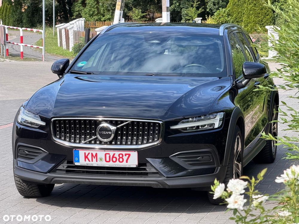 Volvo V60 Cross Country B4 D AWD Geartronic Pro - 2