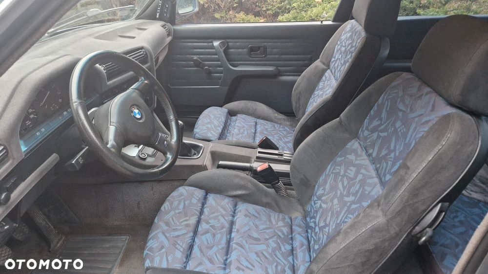 BMW Seria 3 - 18