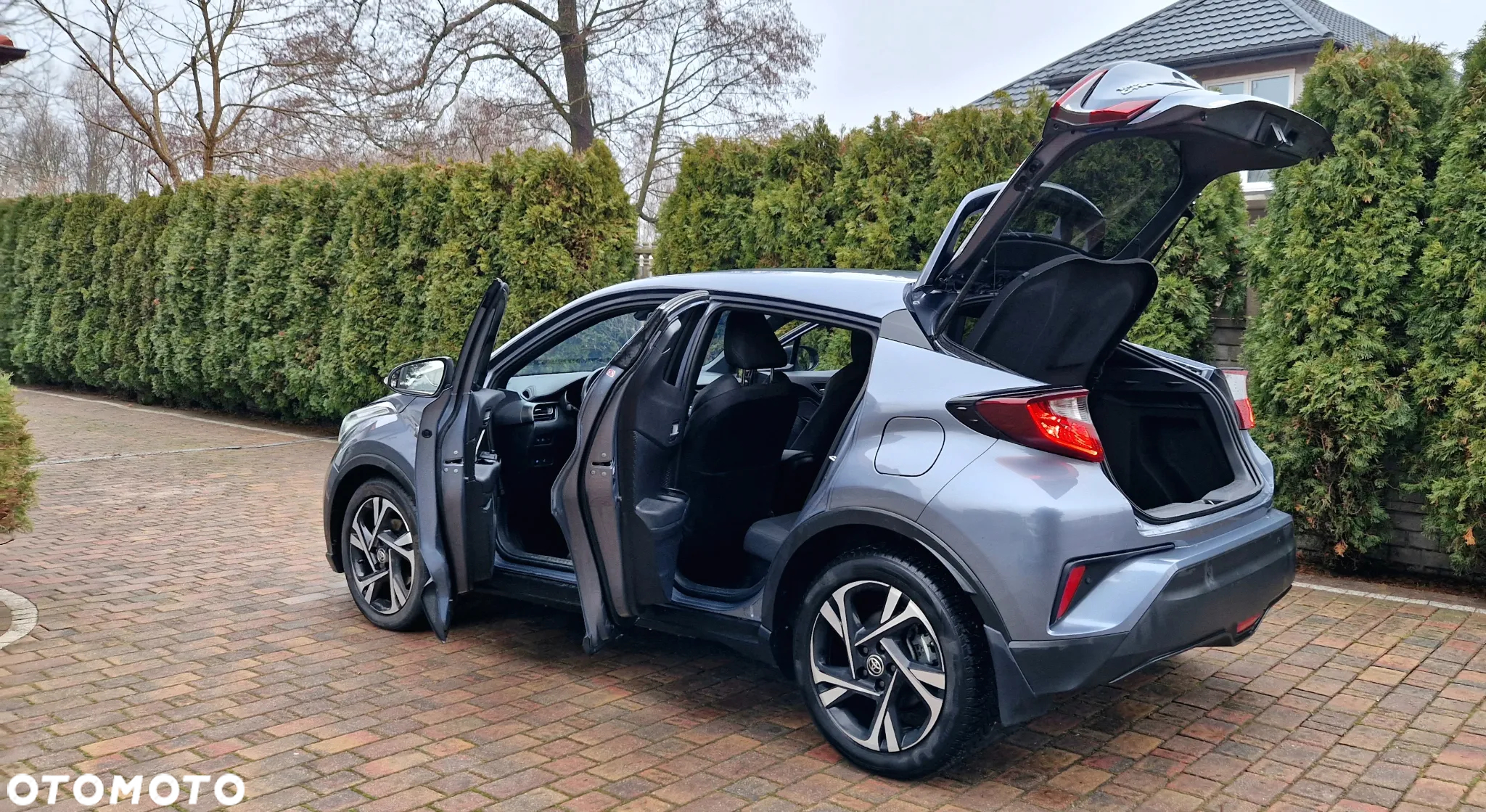 Toyota C-HR Hybrid Style - 20